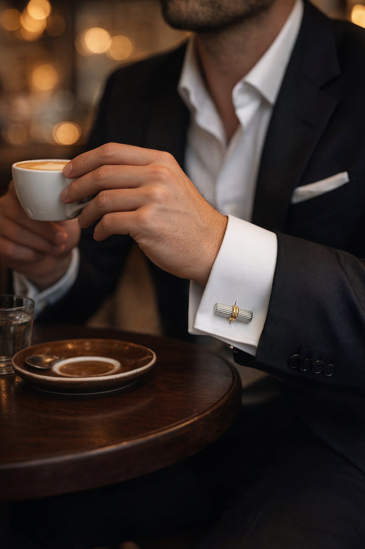 Ribbed sterling silver cylinder cufflinks with gold vermeil knot band and oval toggle back — Jan Leslie