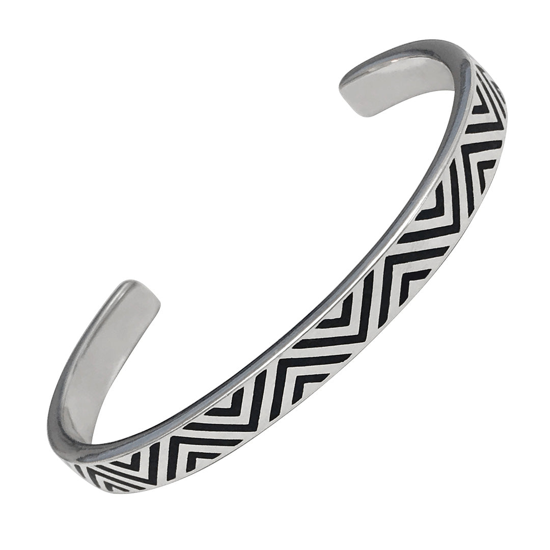 Chevron Pattern Crushed Inlay Sterling Silver Cuff Bracelet in Onyx I Jan Leslie Cufflinks and Accessories.