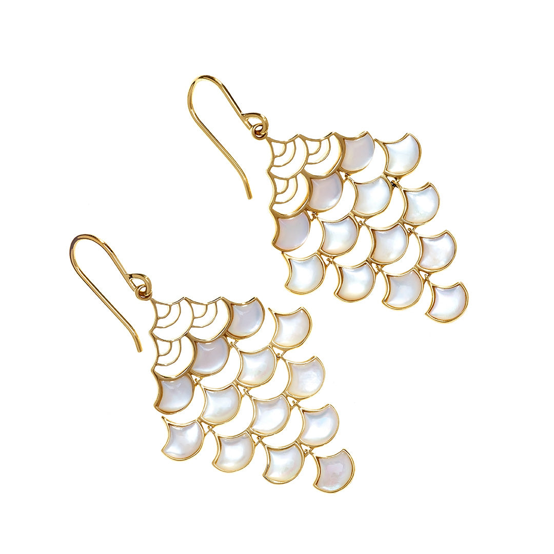 Top view of Jan Leslie's Koi Cascade Moving Mother of Pearl Show Stopper in gold with white mother of pearl.