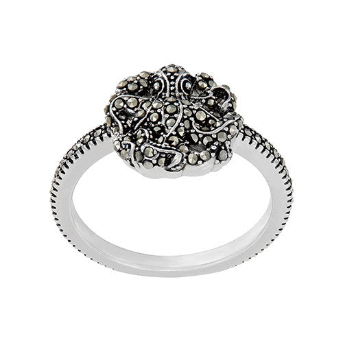 Top view of the Octopus Ring: The Stardust Pav̩ Jewelry Collection by Jan Leslie