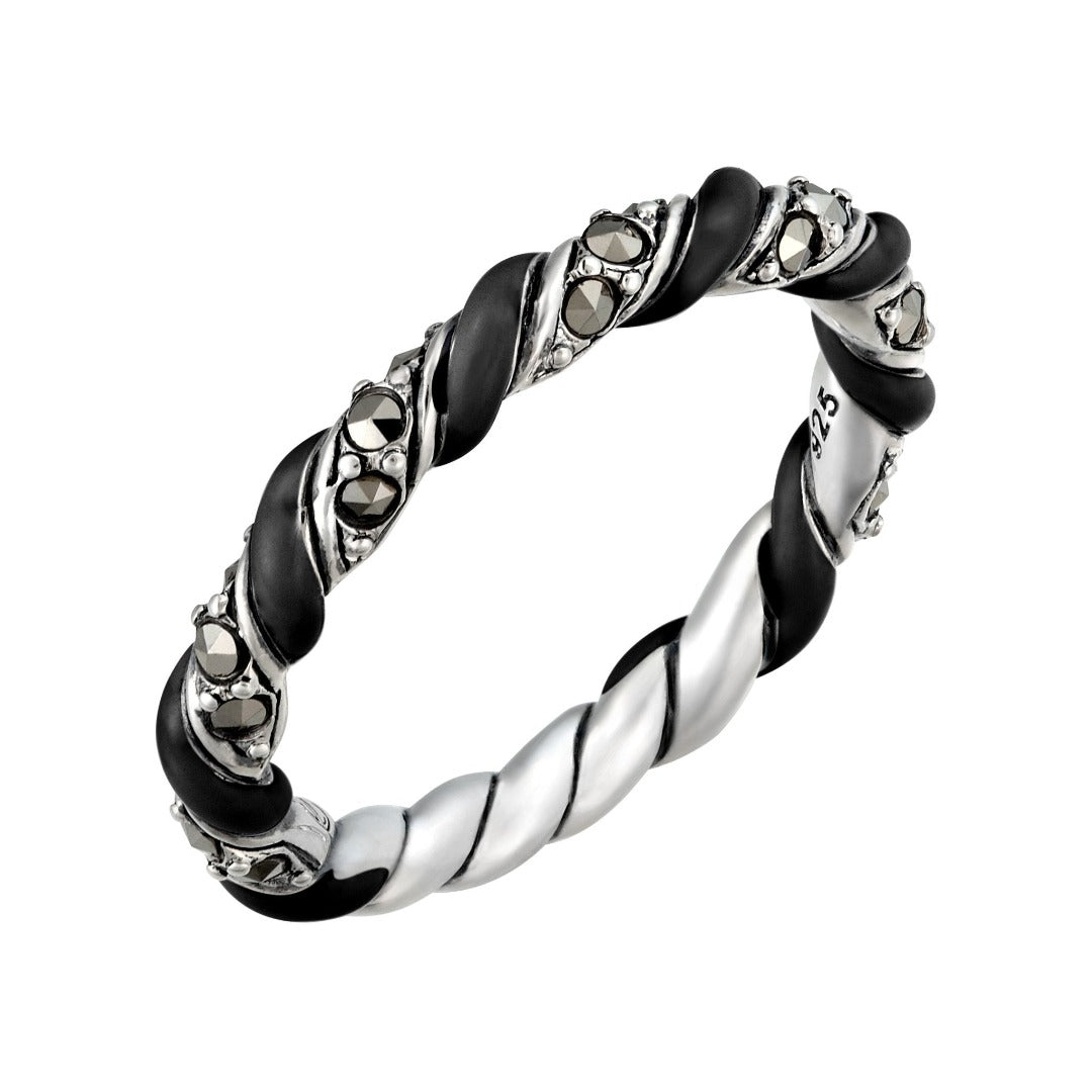 Thin Reef Ribbon Ring: The Stardust Pav̩ Jewelry Collection by Jan Leslie