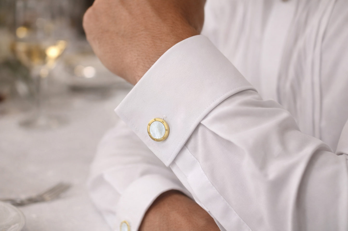 Rivet Etch Gemstone 18 Karat Gold Cufflinks