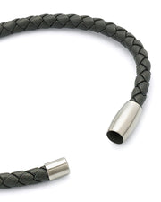 Close up of the opening of the stainless steel  magnetic closure on the Jan Leslie Magnetic-5 Braid Charcoal. 